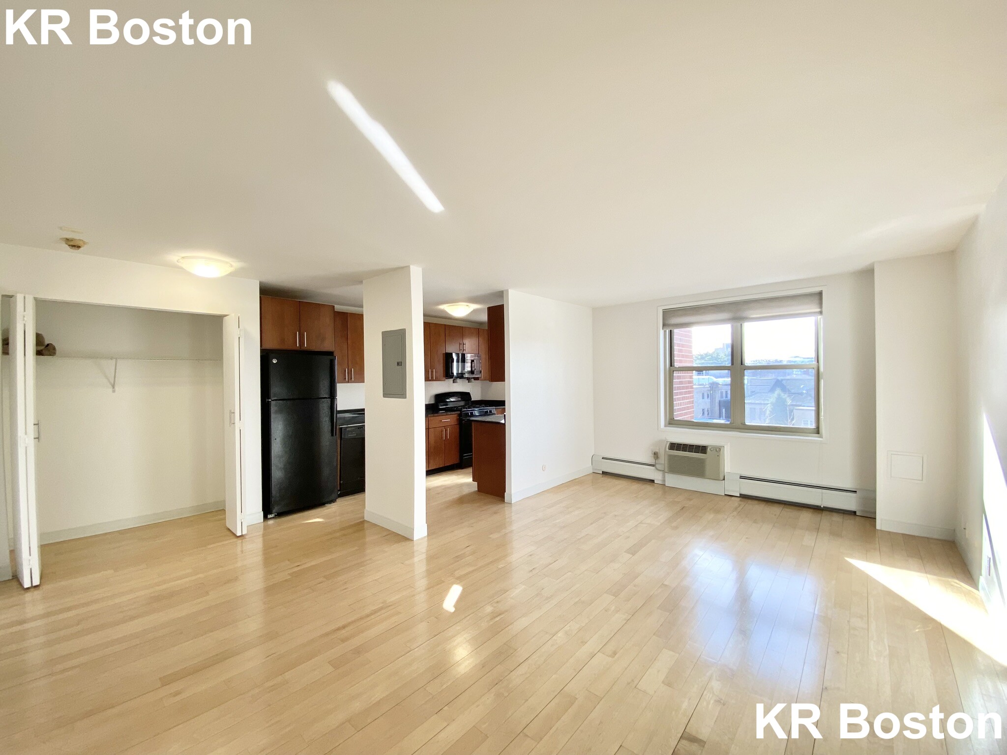 2 bed, 1 bath apartment for rent at 10 Camelot Ct Unit 10-6L, Brighton — photo 1 of 3