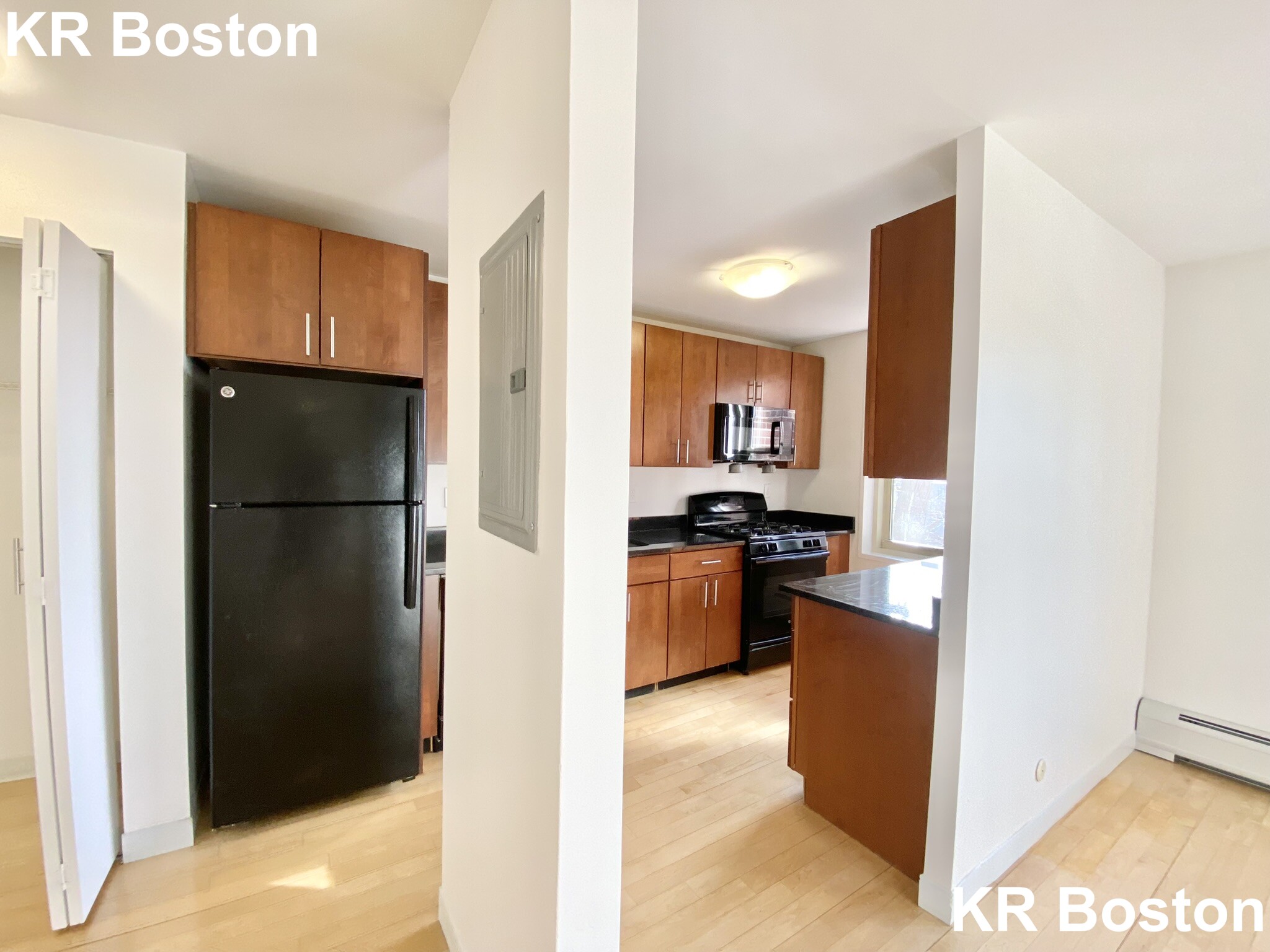 2 bed, 1 bath apartment for rent at 10 Camelot Ct Unit 10-6L, Brighton — photo 2 of 3