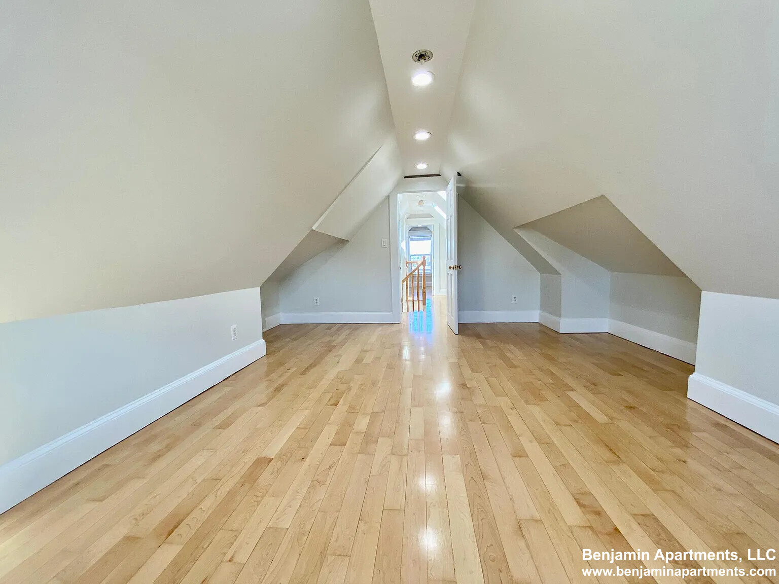 3 bed, 1 bath apartment for rent at 10 Harvest St Unit 3, Dorchester — photo 6 of 9
