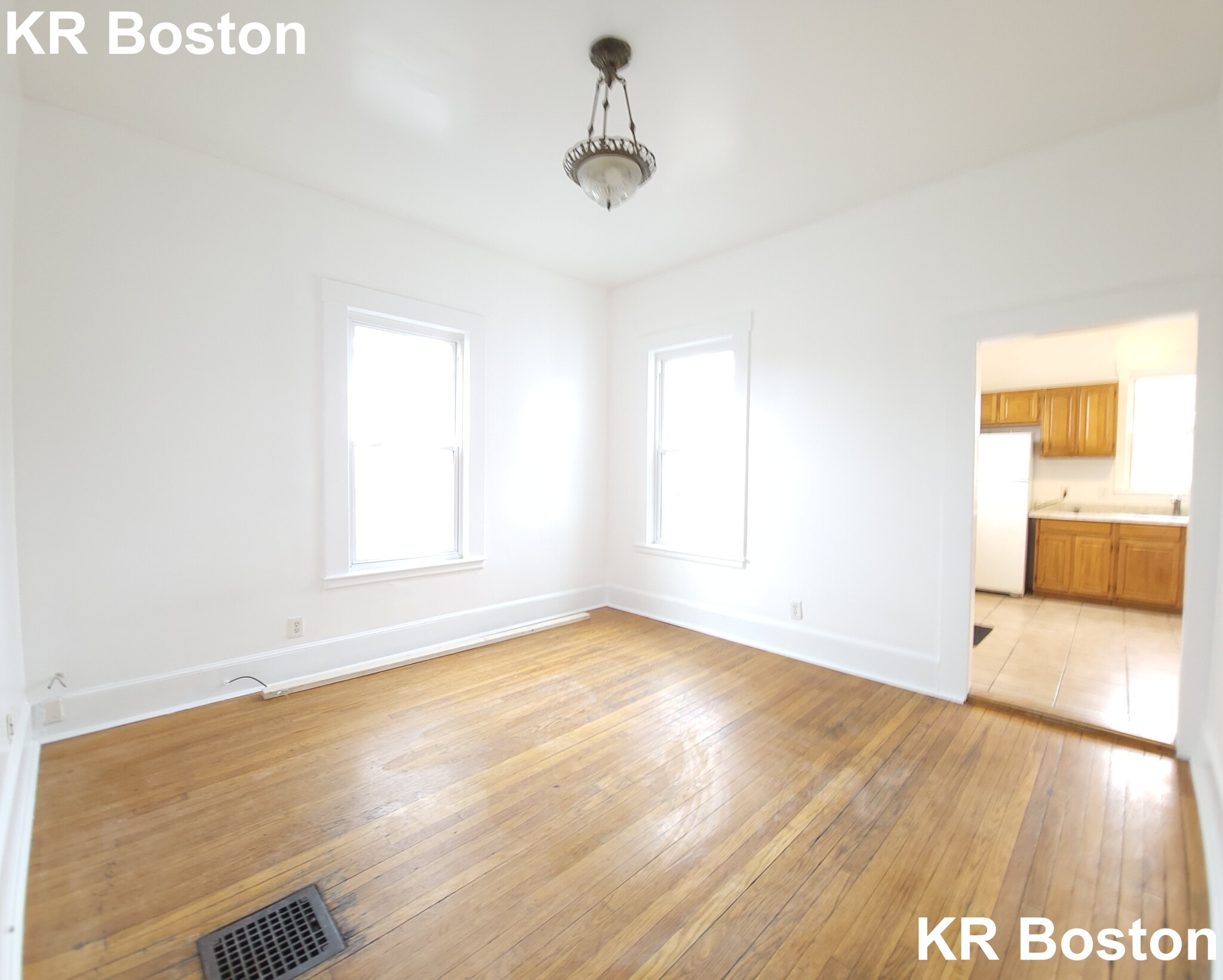 3 bed, 2 bath apartment for rent at 10 Higgins St, Allston — photo 3 of 5