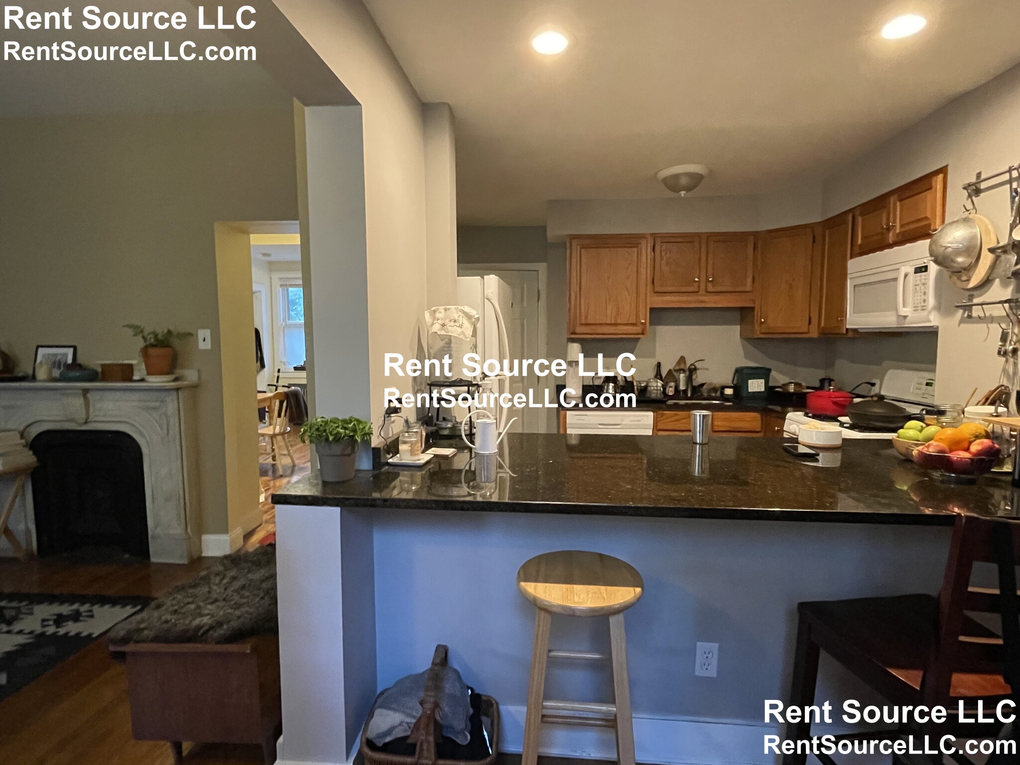 1 bed, 1 bath apartment for rent at 10 Ivaloo St Unit A, Inman Square — photo 1 of 13