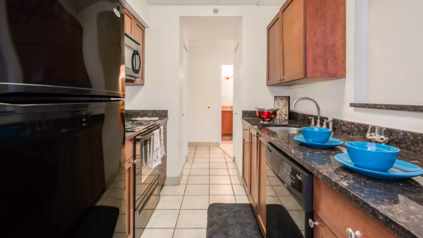 2 bed, 2 bath apartment for rent at 10 Magazine St Unit 1005,, Cambridgeport — photo 2 of 3
