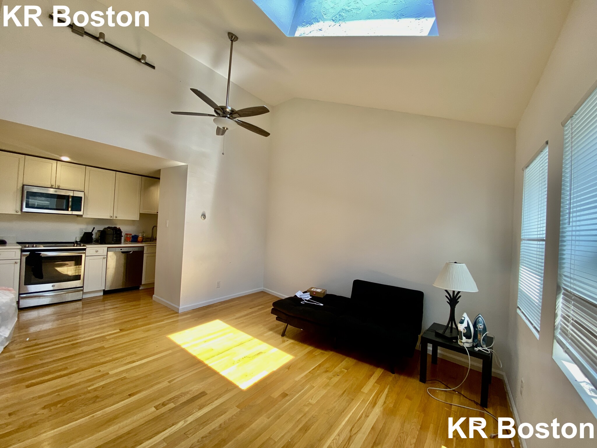 3 bed, 1 bath apartment for rent at 15 Shepard St Unit ., Brighton — photo 5 of 5