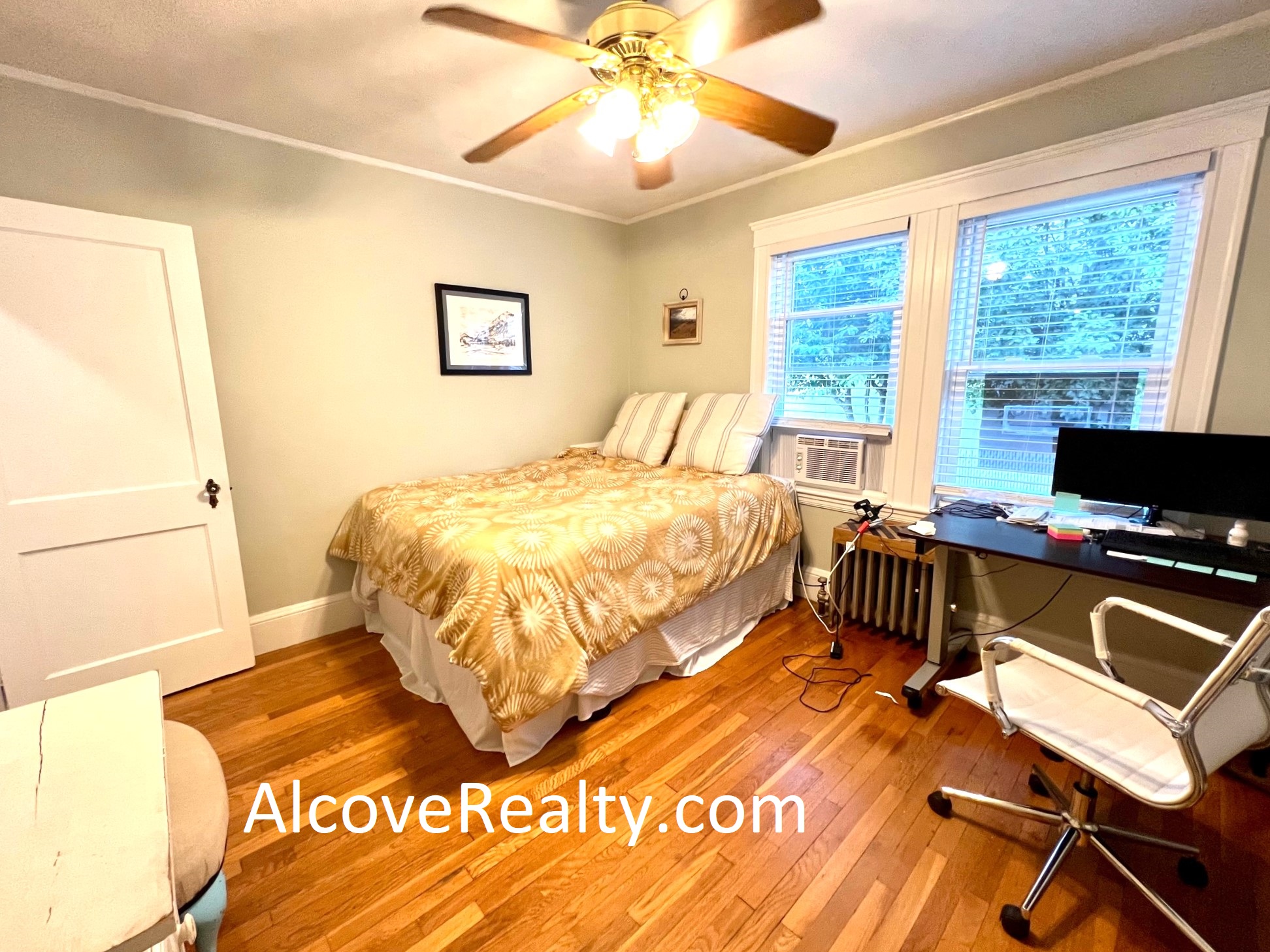 2 bed, 1 bath apartment for rent at 90 Bow St Unit 1, Medford — photo 6 of 10