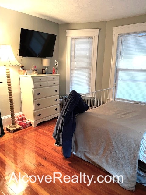 5 bed, 2 bath apartment for rent at 66 Simpson Ave Unit 1, Tufts — photo 9 of 22
