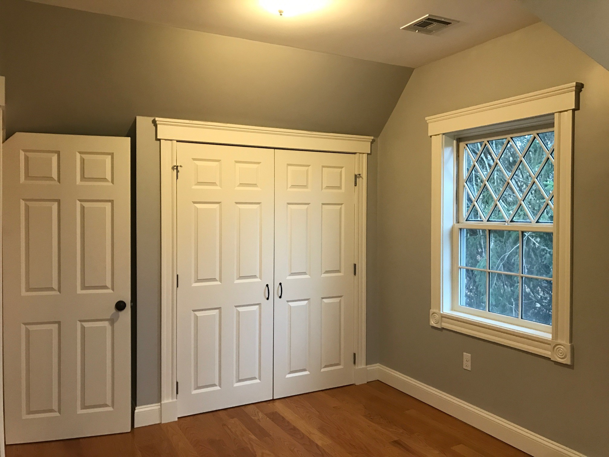 3 bed, 1.5 bath apartment for rent at 30 Grove Unit A, Salem — photo 17 of 21