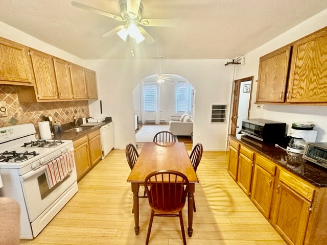 1.5 bed, 1 bath apartment for rent at 79 North Margin Unit 4, North End — photo 10 of 19