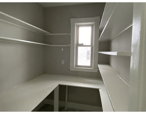 4 bed, 1 bath apartment for rent at 38 Bellevue St Unit 3, Dorchester — photo 10 of 11