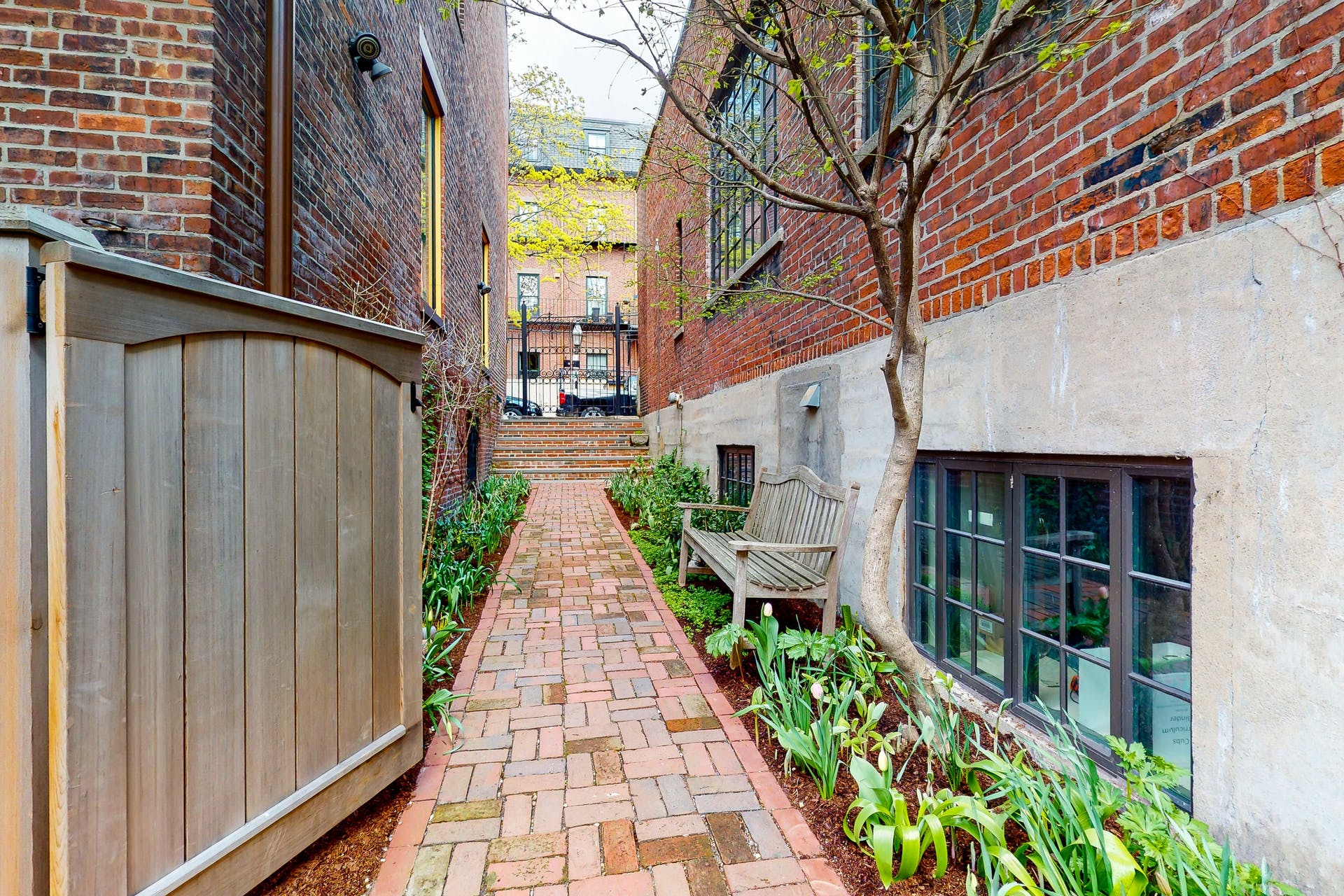 3 bed, 2.5 bath apartment for rent at 1 Lawrence St Unit 1, South End — photo 10 of 21