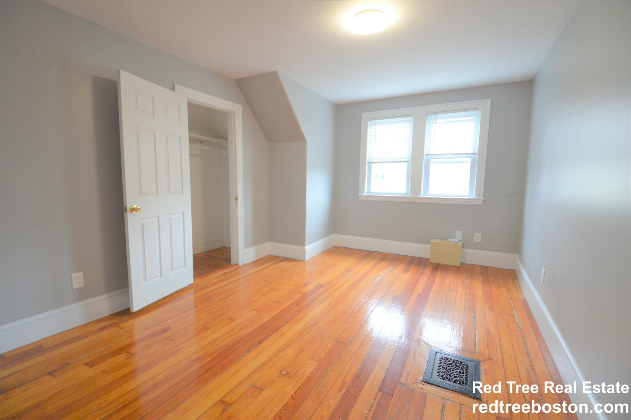 5 bed, 3 bath apartment for rent at 40 Newcastle Rd Unit 2, Brighton — photo 8 of 30