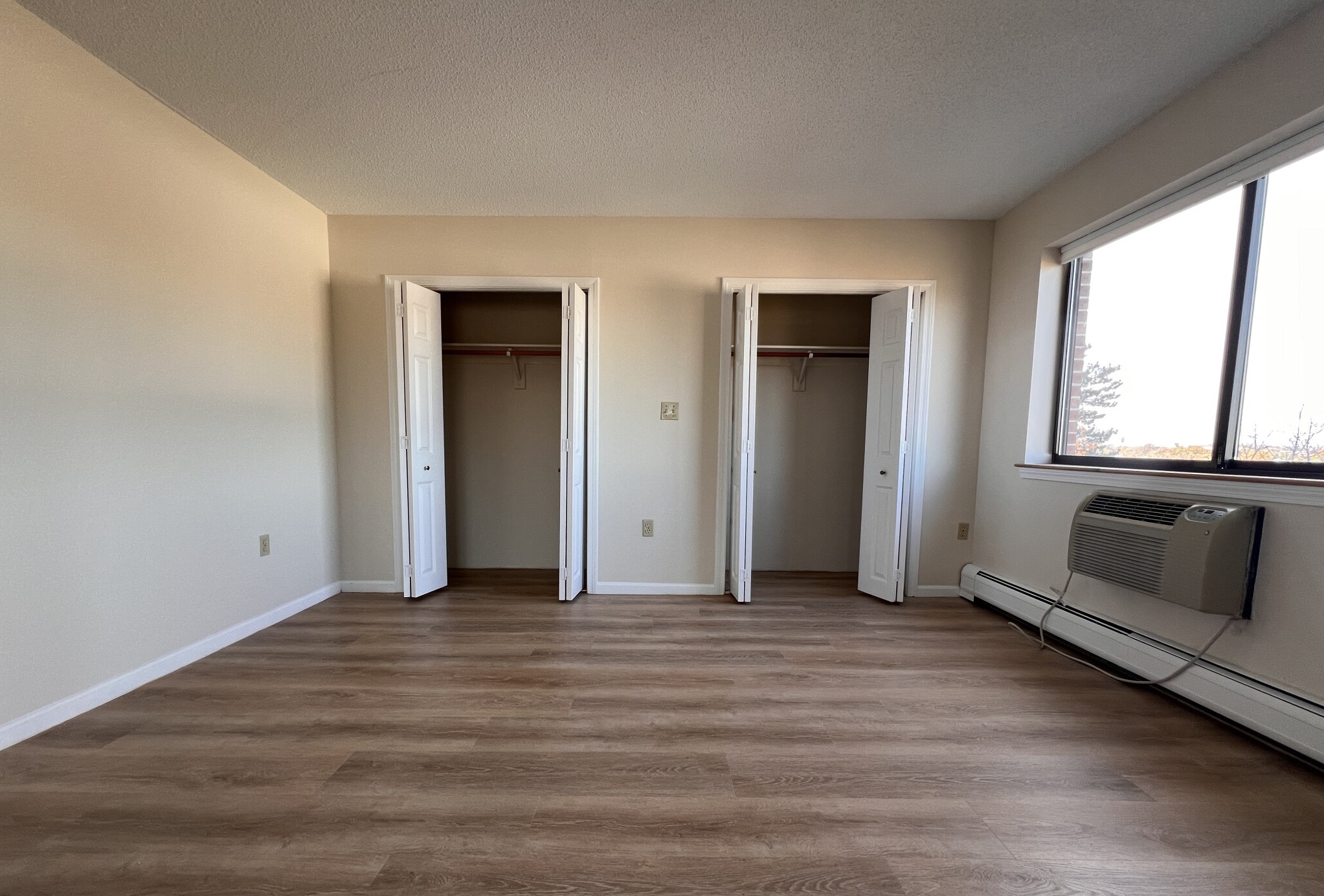 2 bed, 2 bath apartment for rent at 131 Coolidge Ave Unit 528T, Watertown — photo 15 of 19