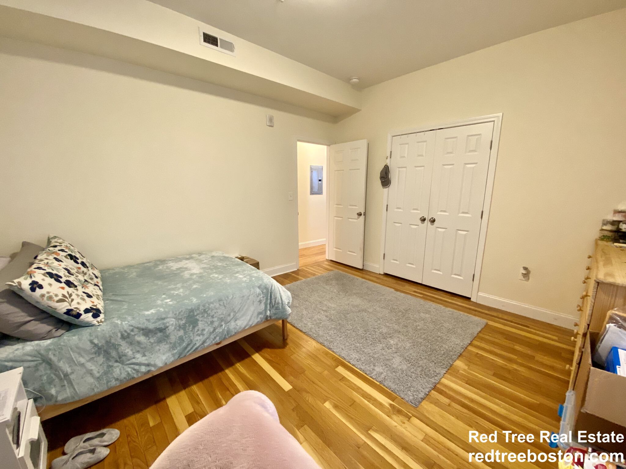 3 bed, 1 bath apartment for rent at 3235 Washington St Unit 1, Jamaica Plain — photo 12 of 30