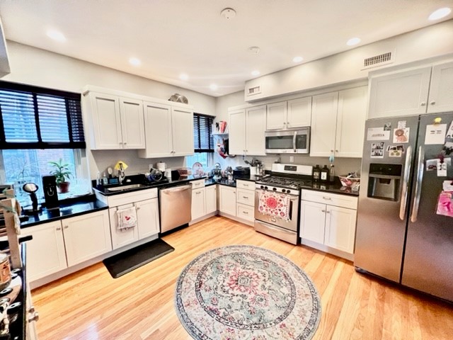 2 bed, 1 bath apartment for rent at 1 Fairfield Pl Unit 3, North End — photo 10 of 19