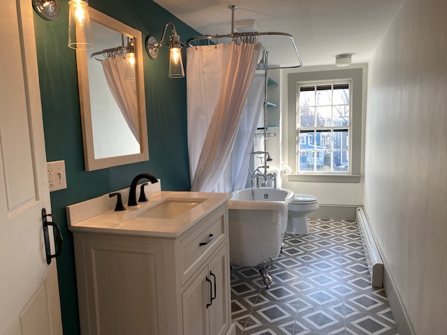 1 bed, 1 bath apartment for rent at 12 Pickman St Unit 3, Salem — photo 9 of 10