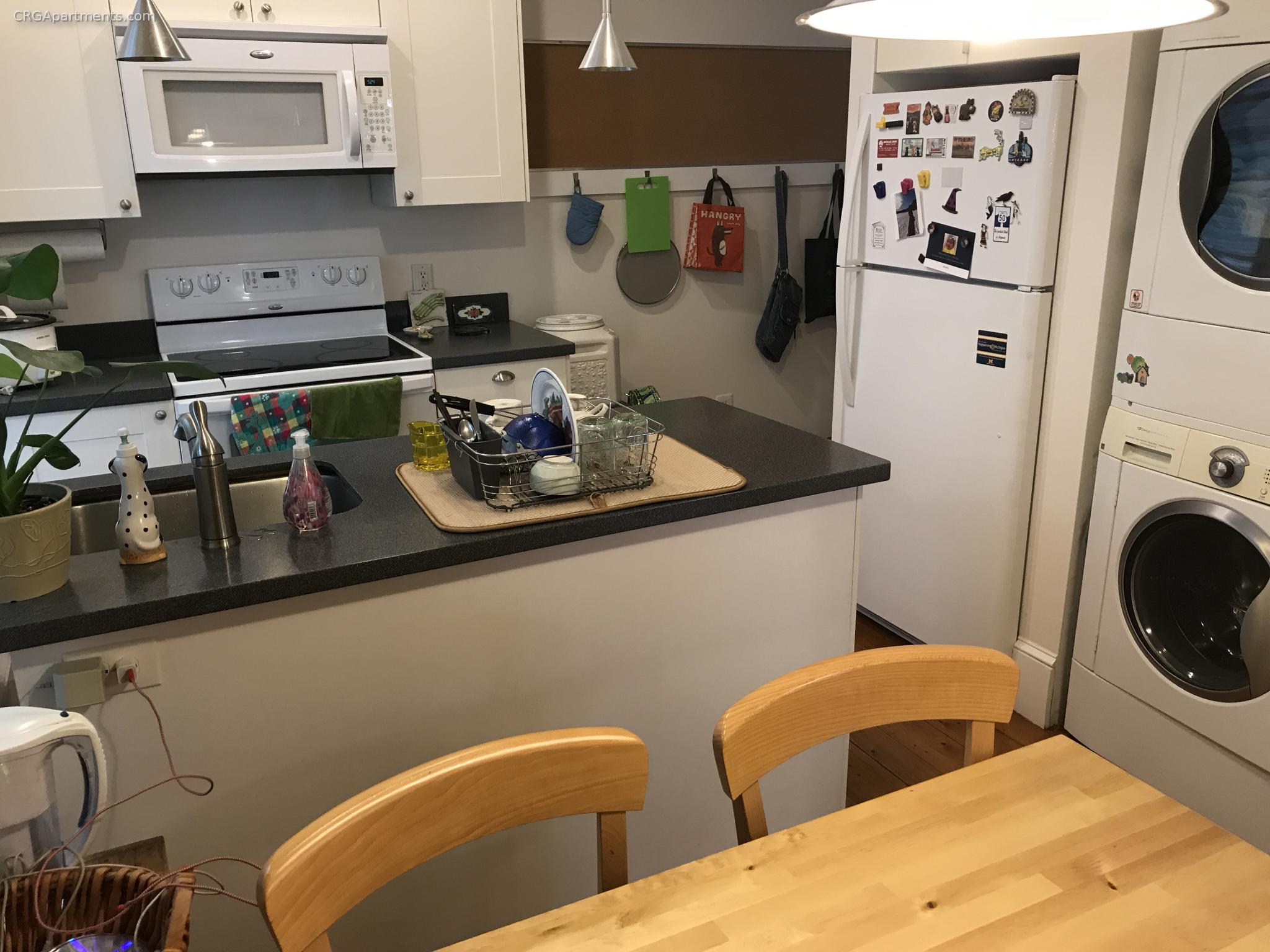 2 bed, 1 bath apartment for rent at 42 Union St Unit R, Wellington-Harrington — photo 11 of 22