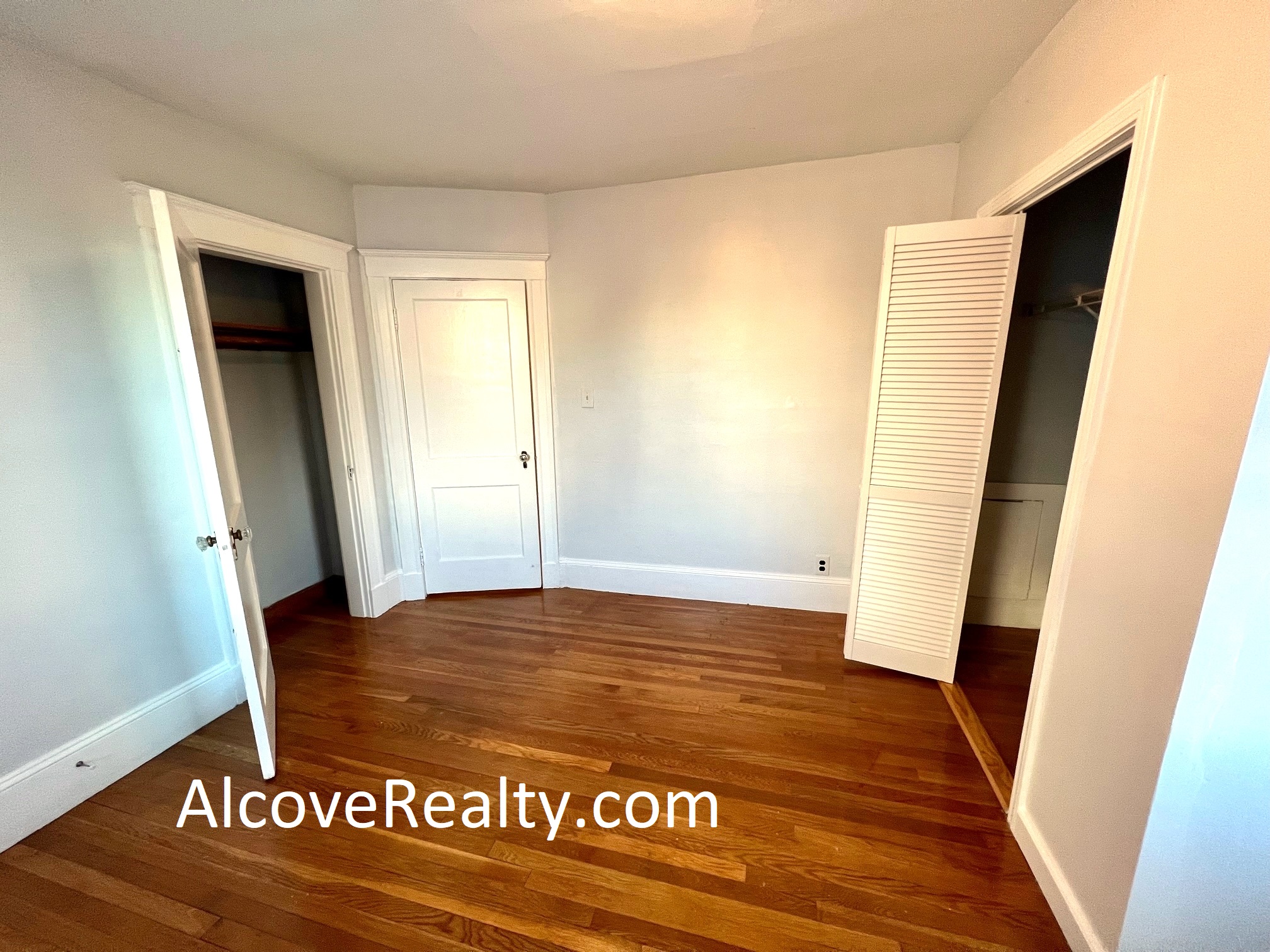 2 bed, 1 bath apartment for rent at 98 Bow St Unit 2, Medford — photo 10 of 16