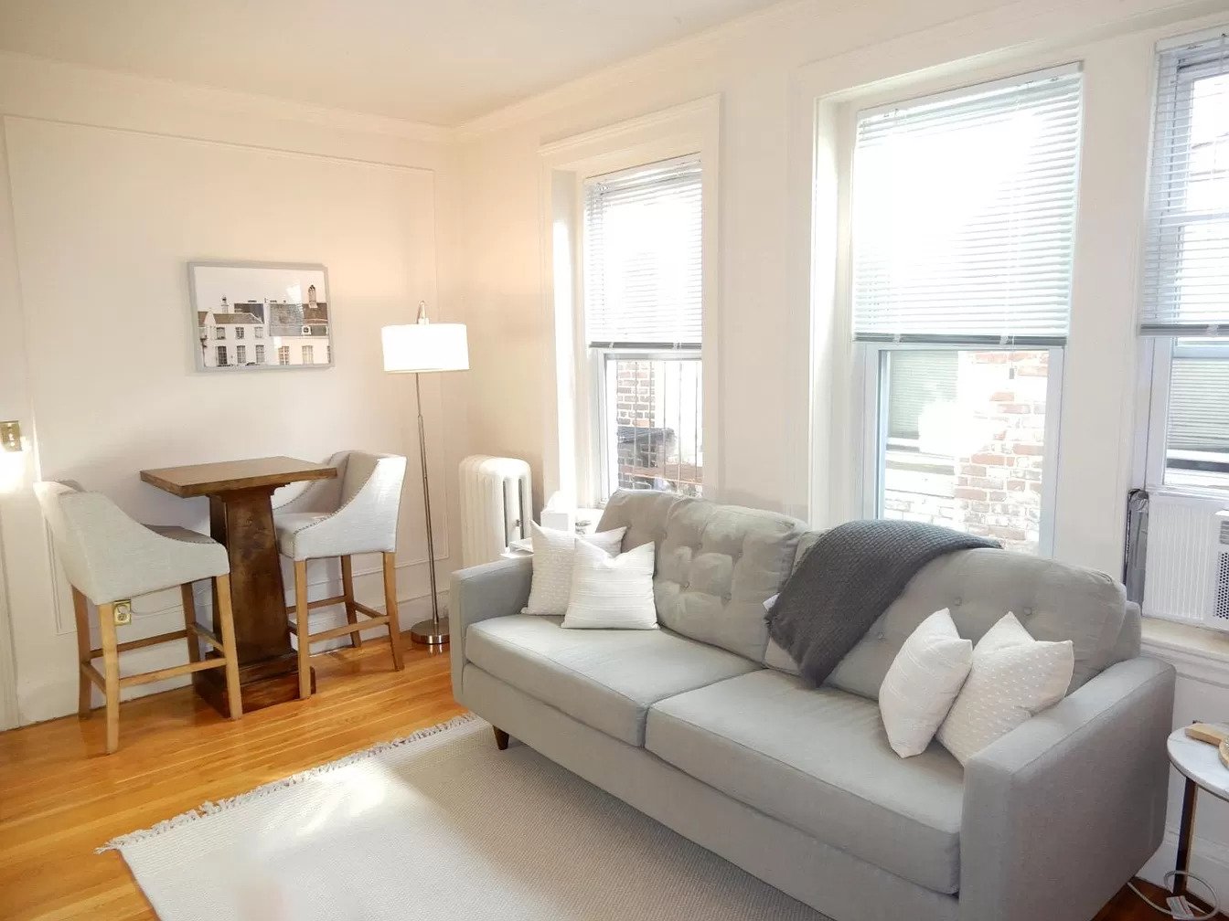 1 bed, 1 bath apartment for rent at 87 W Cedar St Unit 4C, Beacon Hill — photo 5 of 16