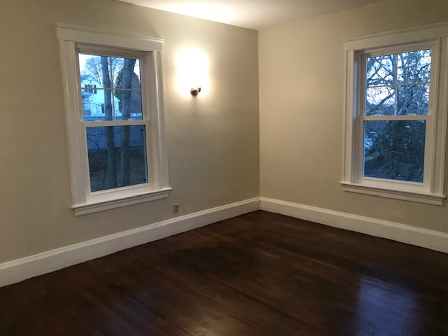 3 bed, 1 bath apartment for rent at 130 Highland Ave Unit 2, Salem — photo 9 of 17