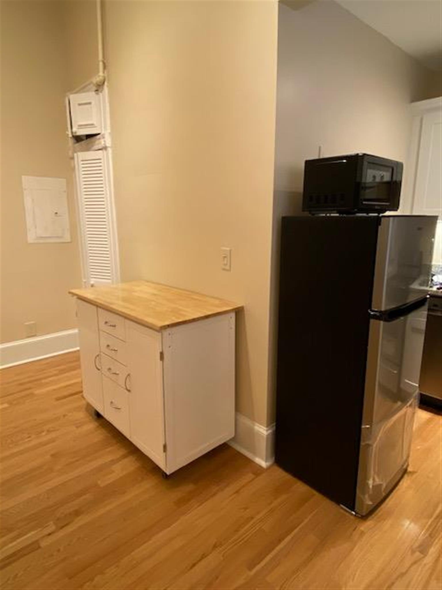 1 bed, 1 bath apartment for rent at 884 Massachusetts Ave Unit 615, Central Square — photo 11 of 18