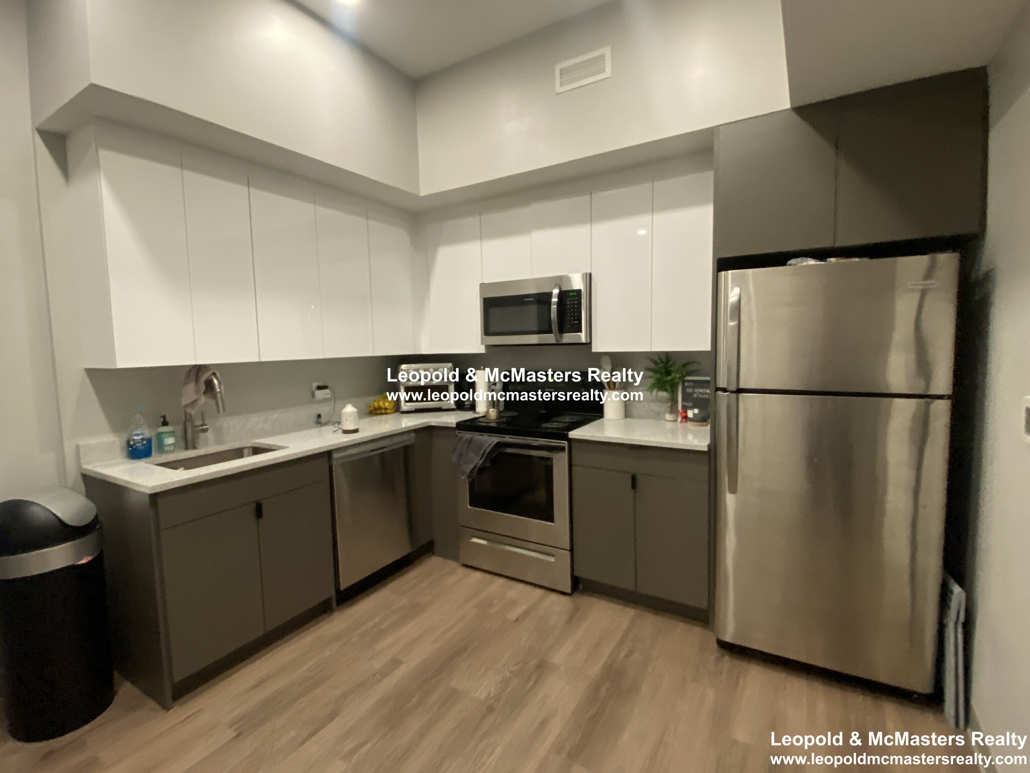 2 bed, 1 bath apartment for rent at 100 Hemenway St Unit 304, Fenway