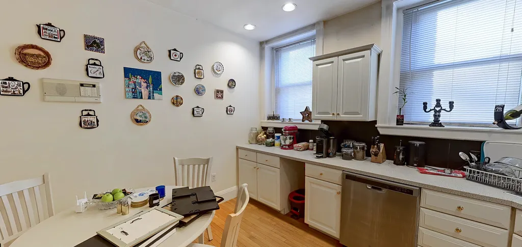 12 Dean Rd, Brookline
