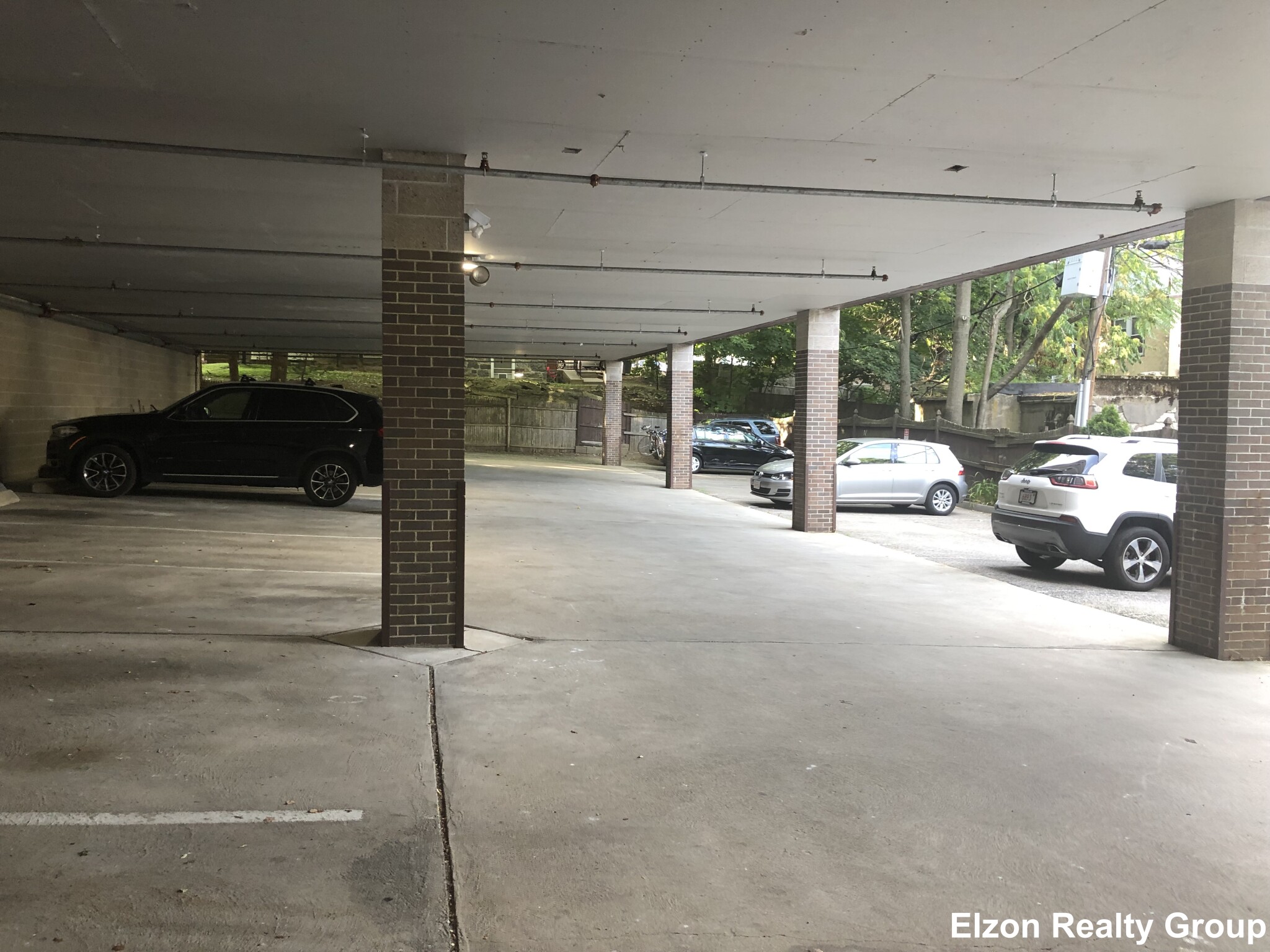 276 Chestnut Hill Ave, Brighton