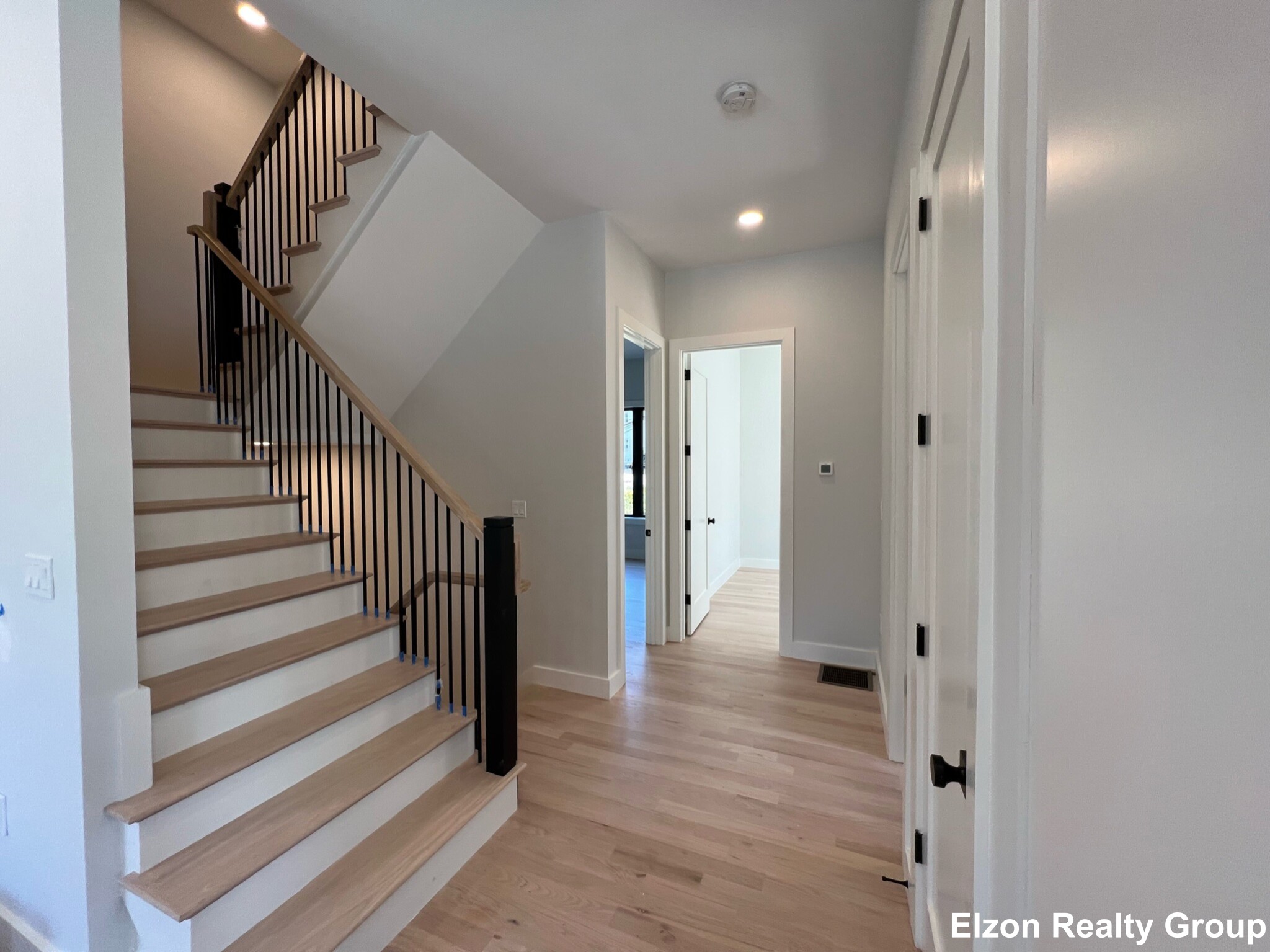 64 Lane Park, Brighton