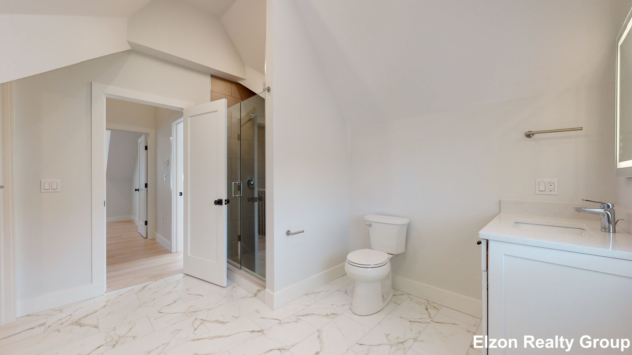 64 Lane Park, Brighton