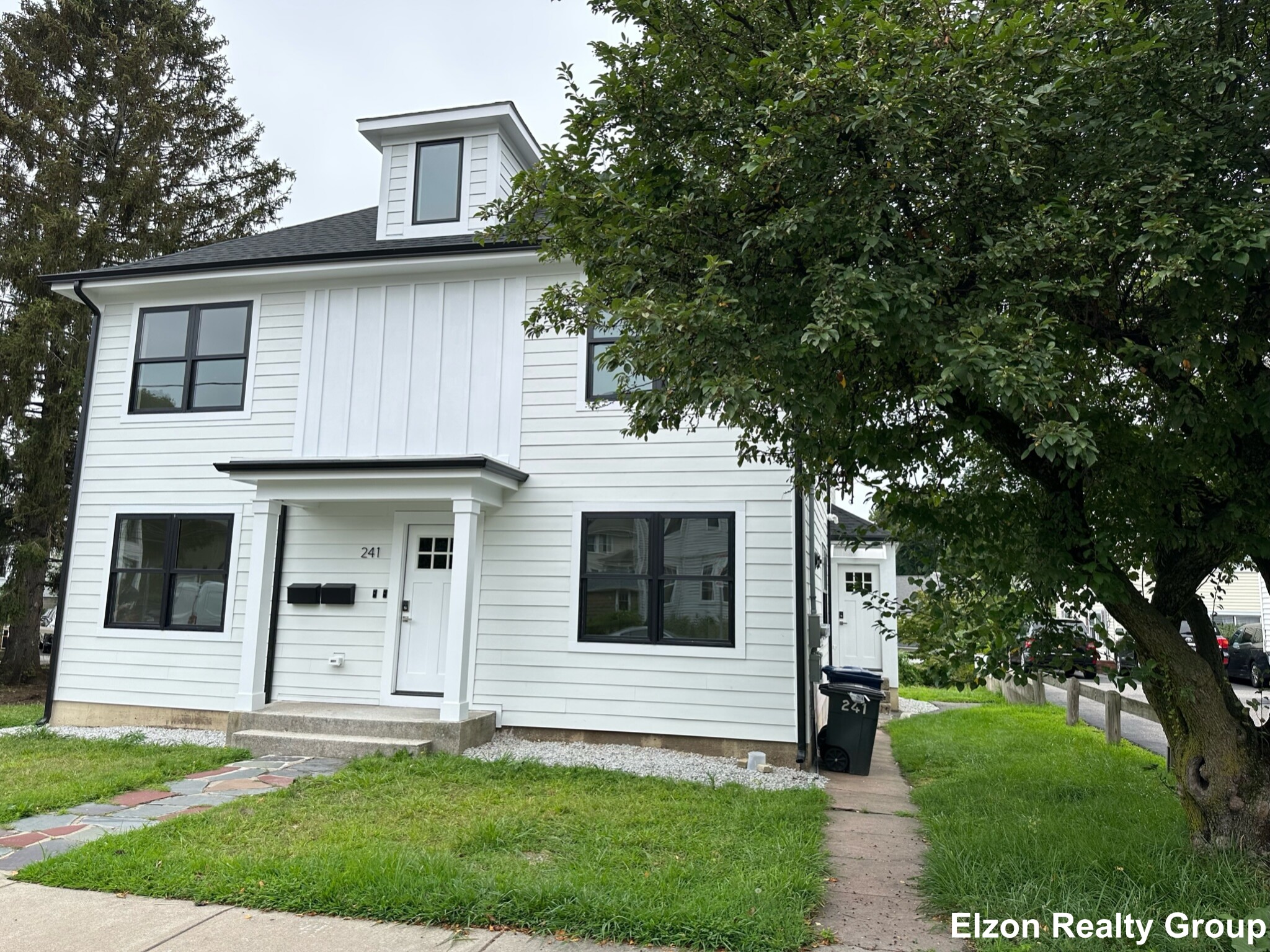 241 Foster St, Brighton