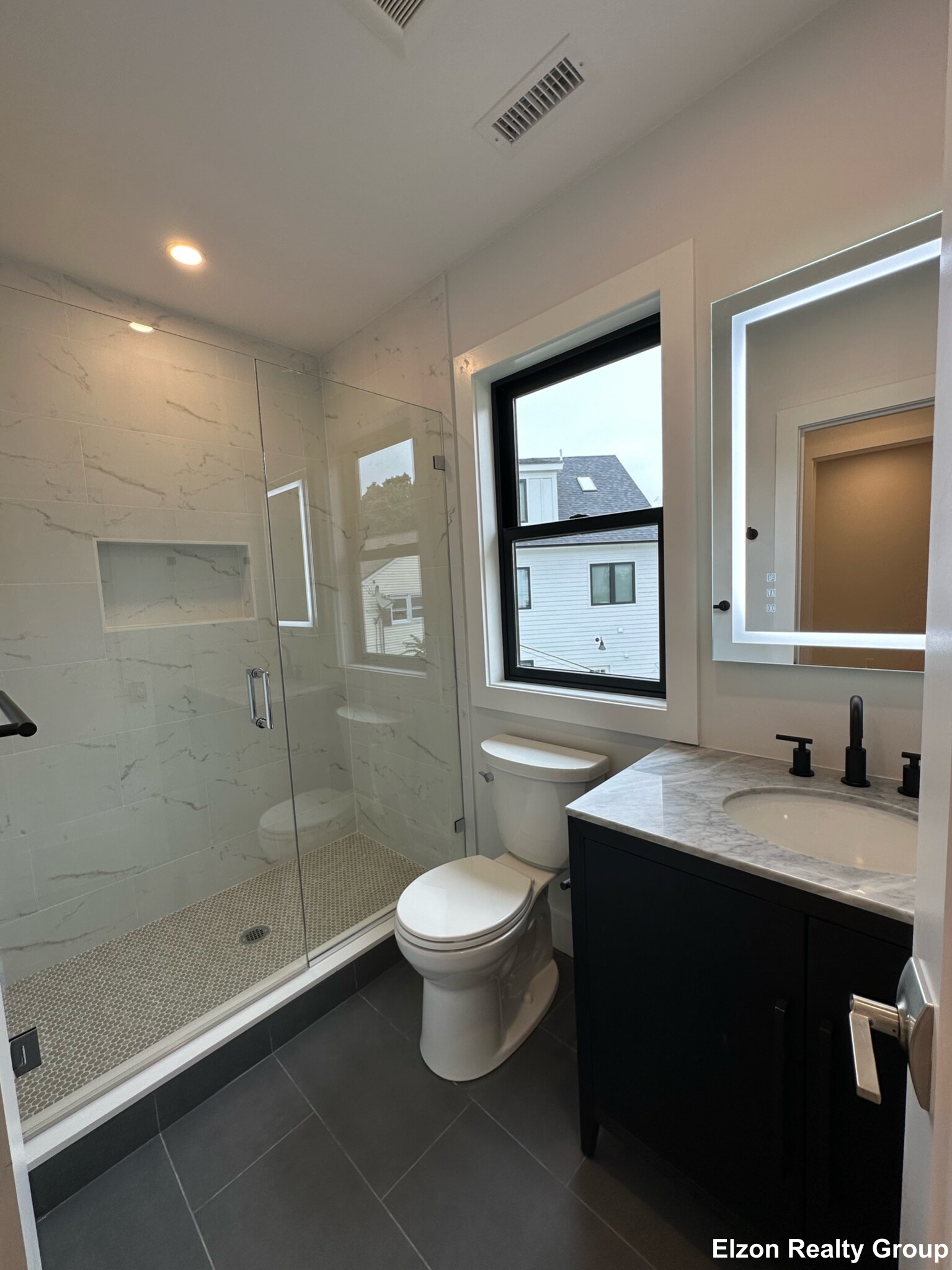 241 Foster St, Brighton