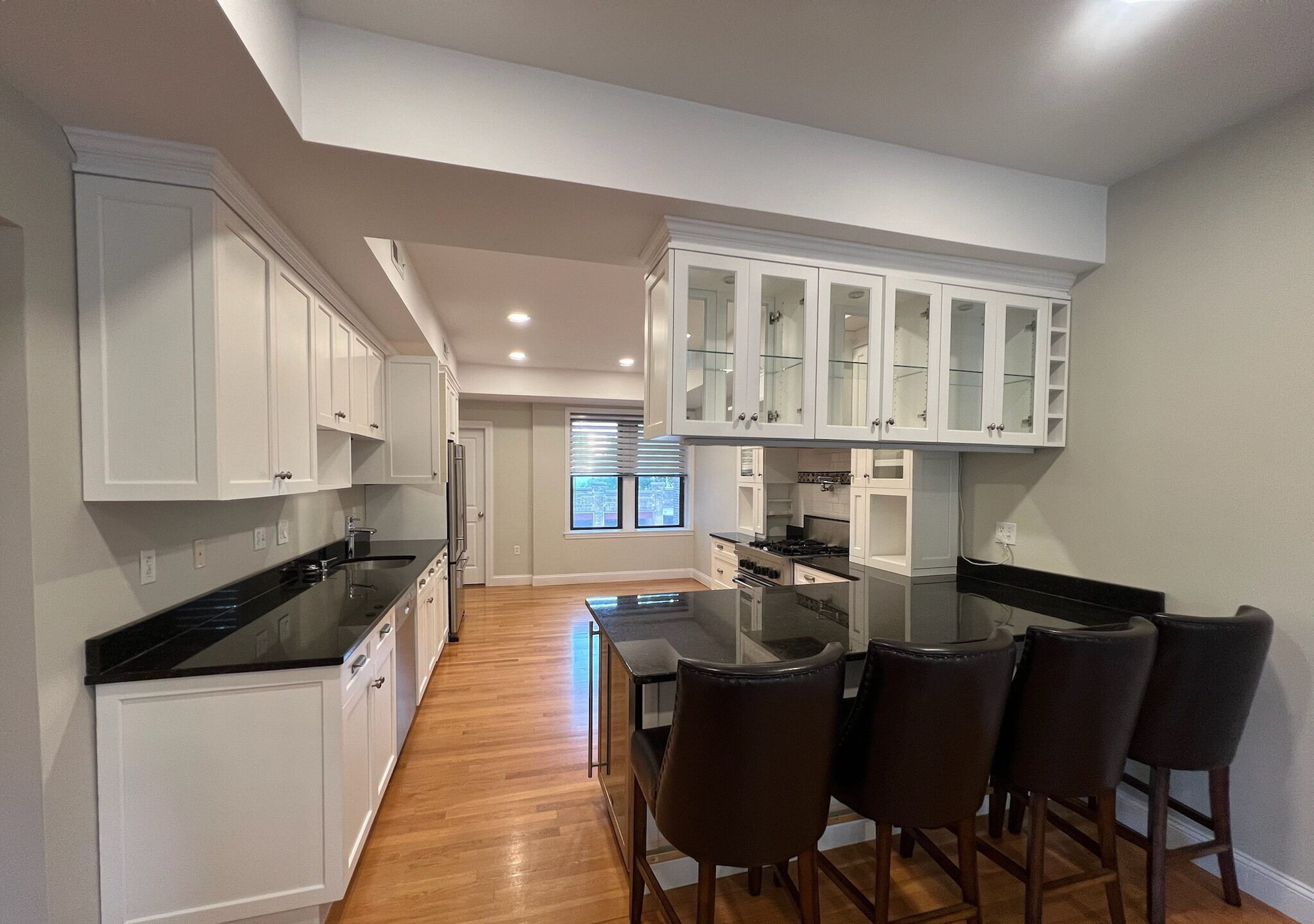 2021 Commonwealth Ave, Brighton