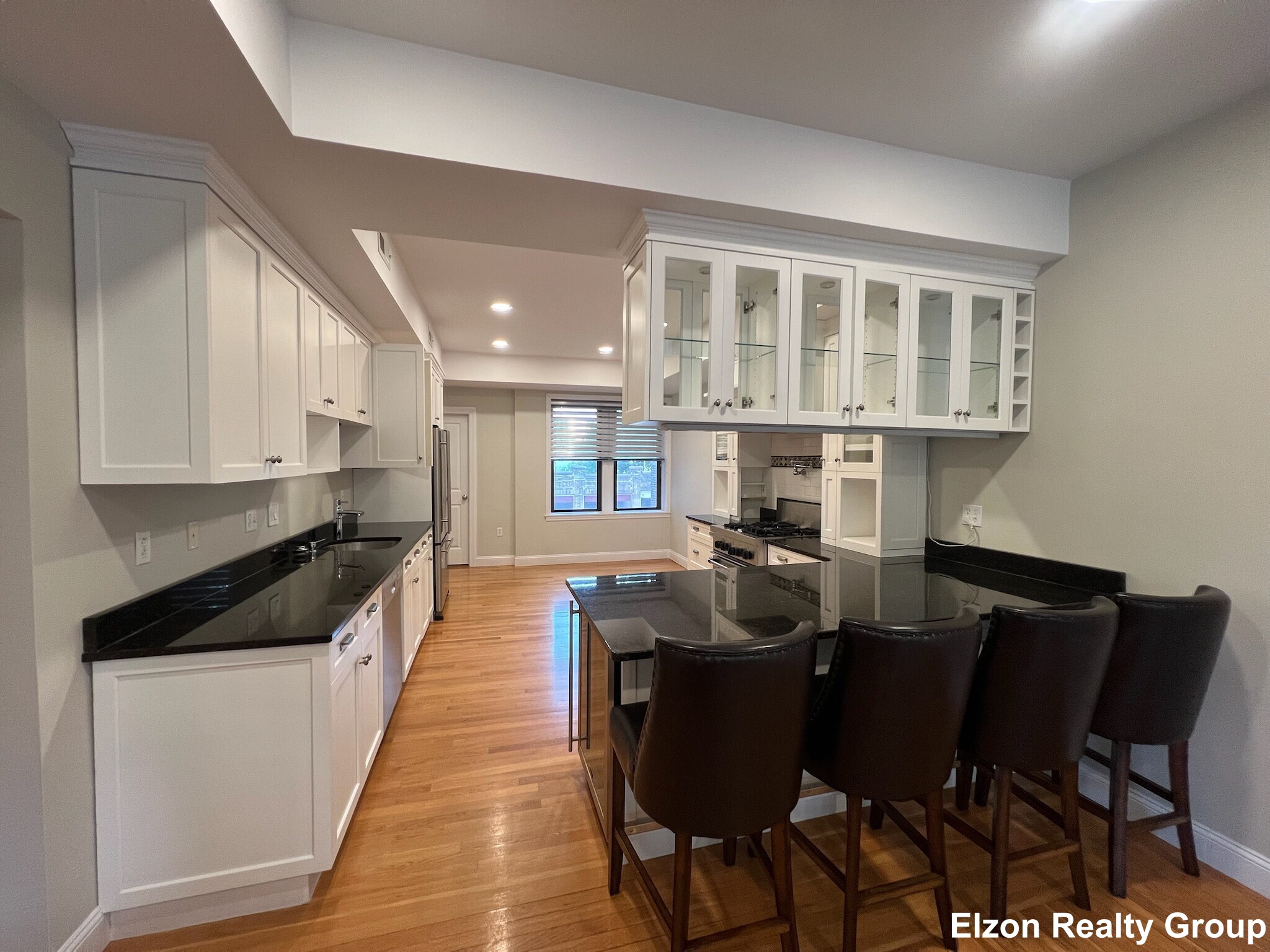 2021 Commonwealth Ave, Brighton