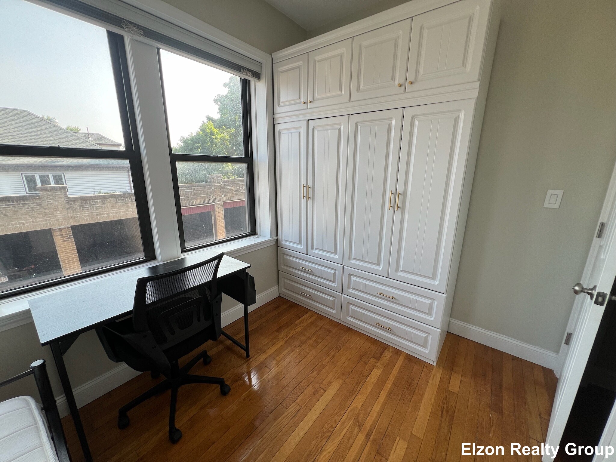 2021 Commonwealth Ave, Brighton