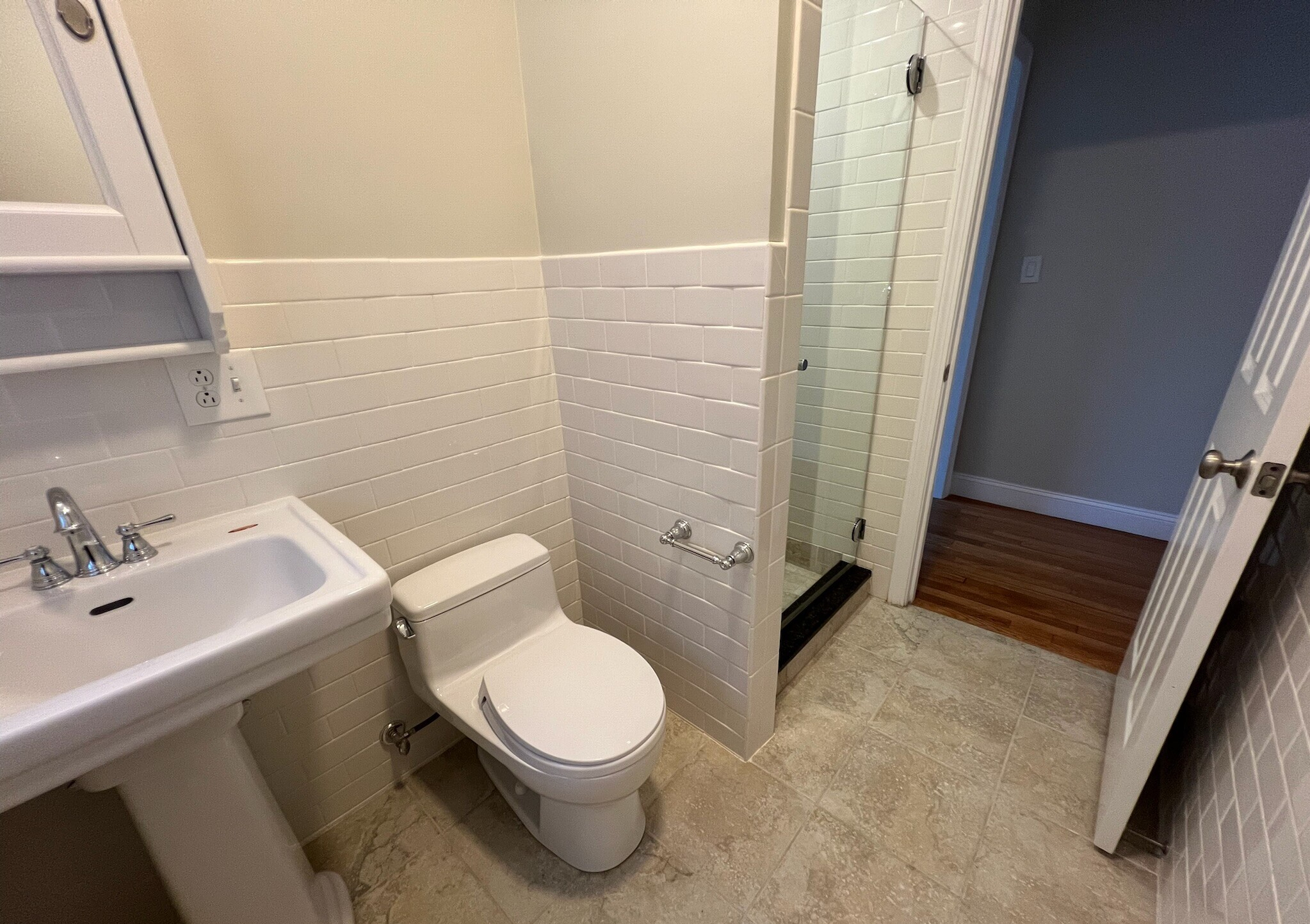 2021 Commonwealth Ave, Brighton