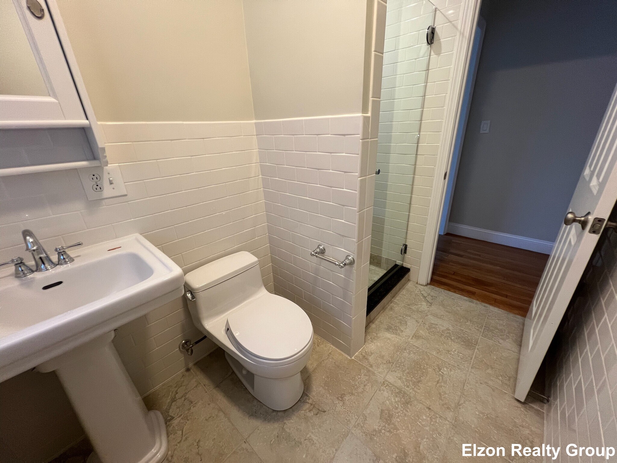 2021 Commonwealth Ave, Brighton