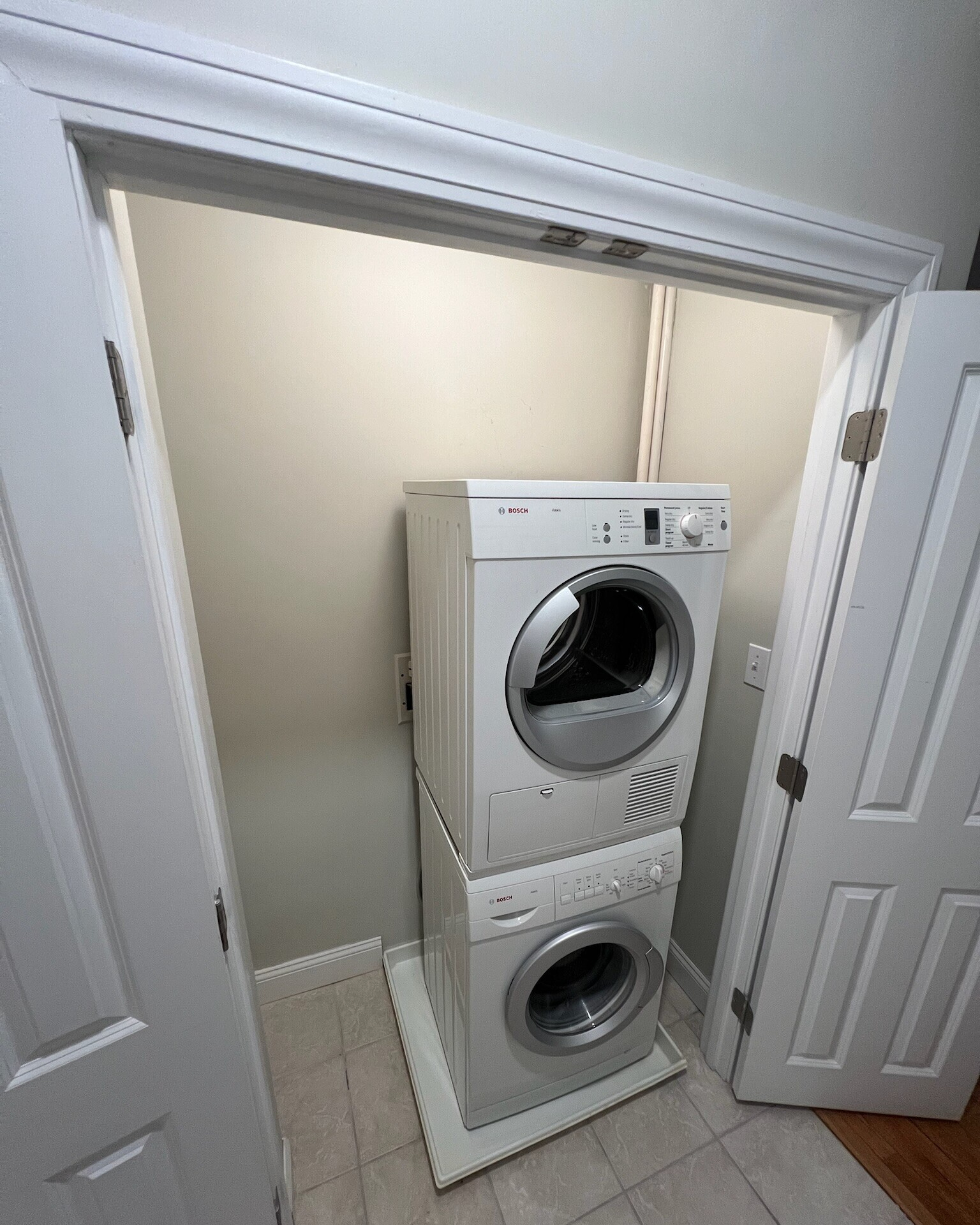 2021 Commonwealth Ave, Brighton