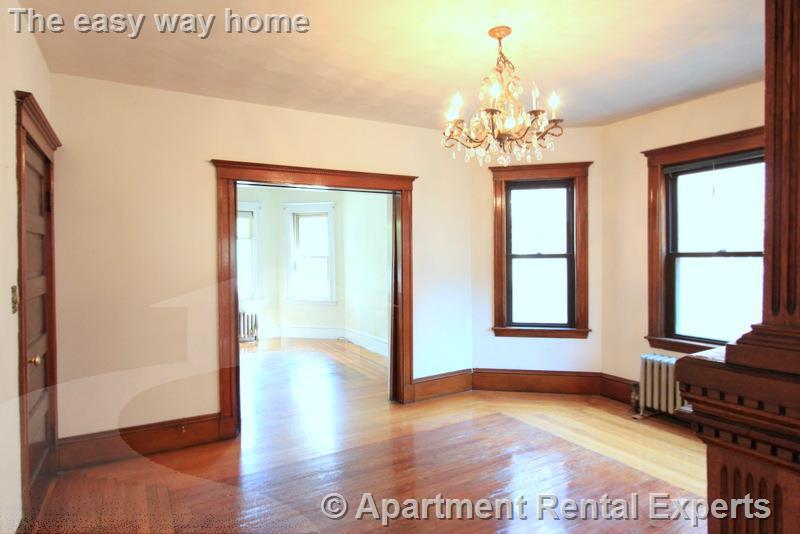 51 Bay State Ave, Davis Square