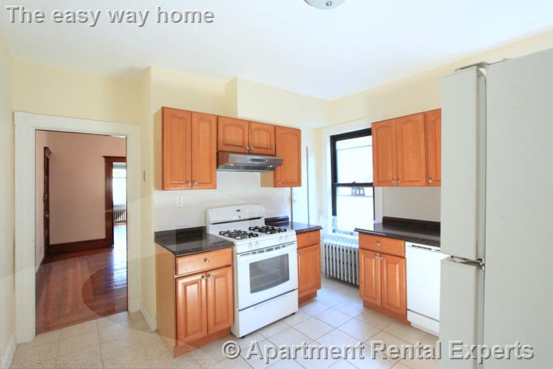 51 Bay State Ave, Davis Square