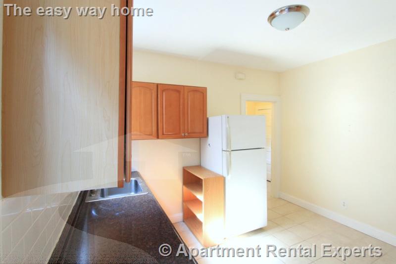 51 Bay State Ave, Davis Square