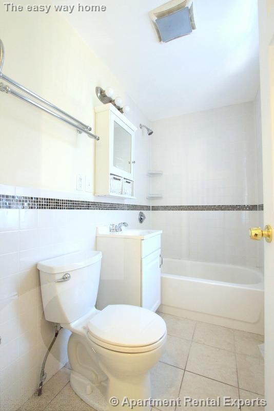 51 Bay State Ave, Davis Square