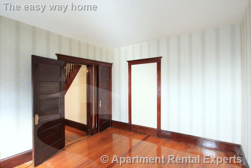 51 Bay State Ave, Davis Square