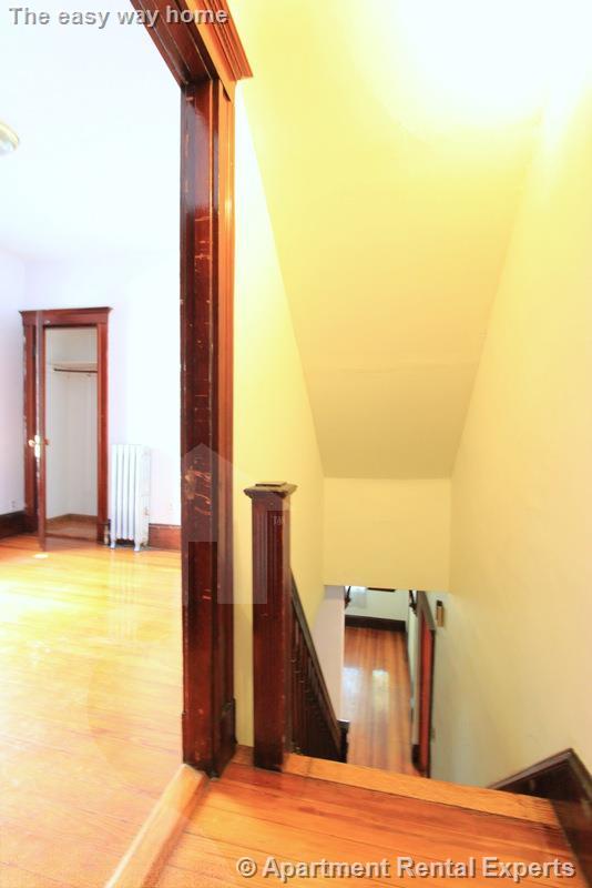 51 Bay State Ave, Davis Square