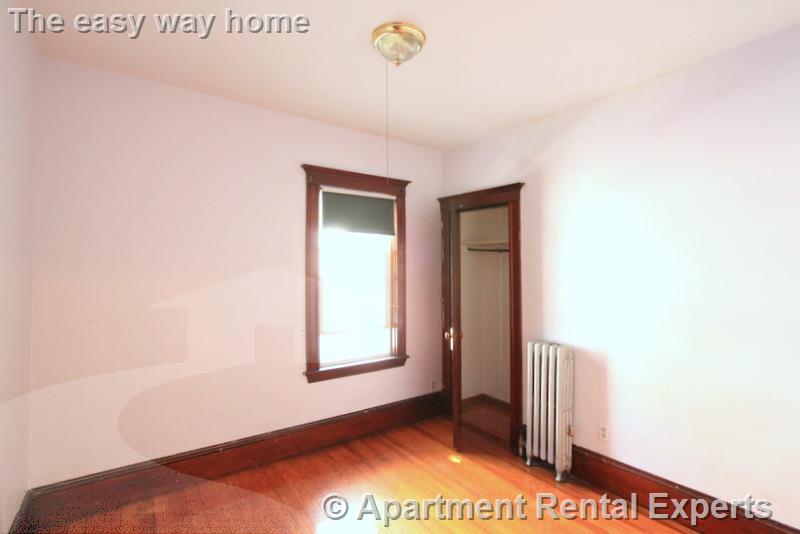 51 Bay State Ave, Davis Square