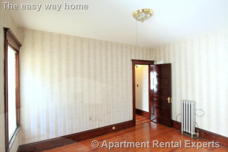 51 Bay State Ave, Davis Square