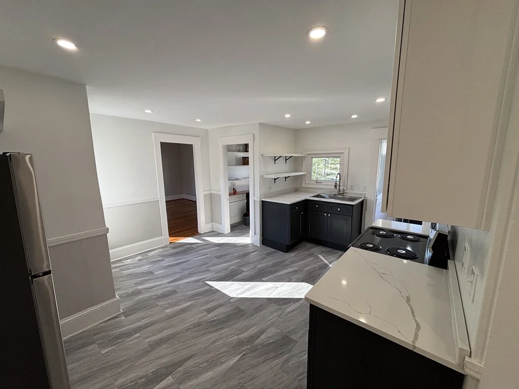 240 Nahatan, Norwood