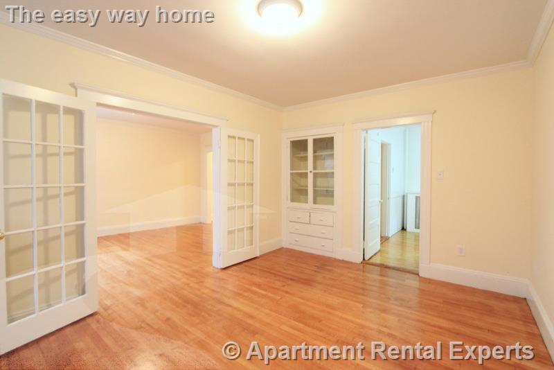 14 Centre St, Central Square