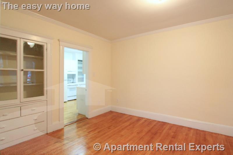 14 Centre St, Central Square