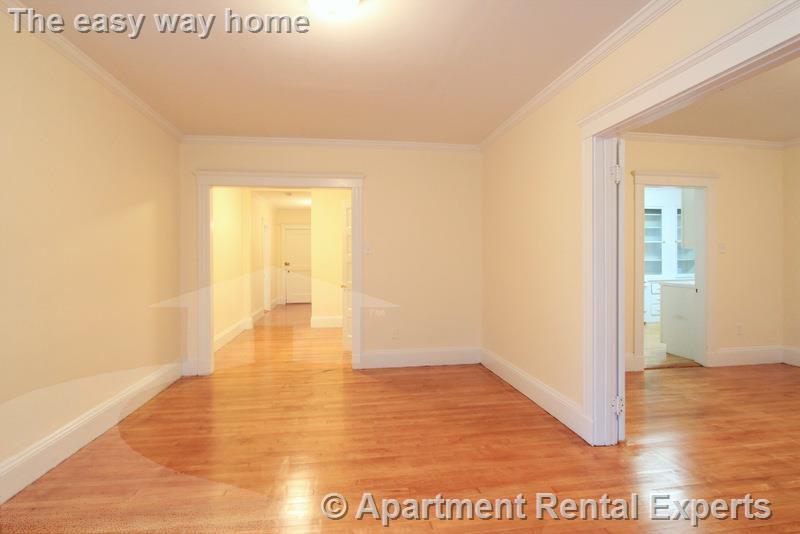 14 Centre St, Central Square