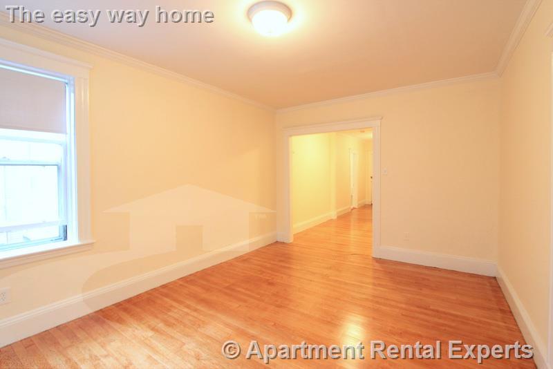 14 Centre St, Central Square