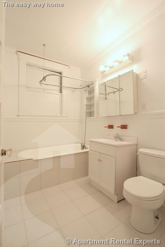 14 Centre St, Central Square